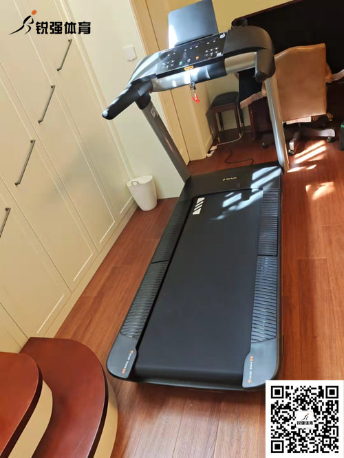 必威西汉姆联济南省体旗舰店客户-跑步机T6700-T3